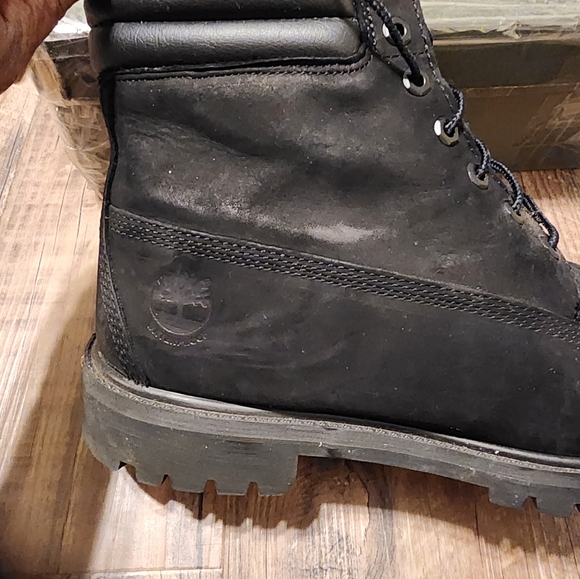 Men Timberland Boots - Picture 4 of 7